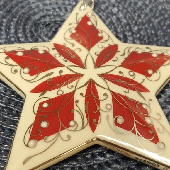 Lenox Ornament Porcelain Red & White Star - Picture 3 of 5